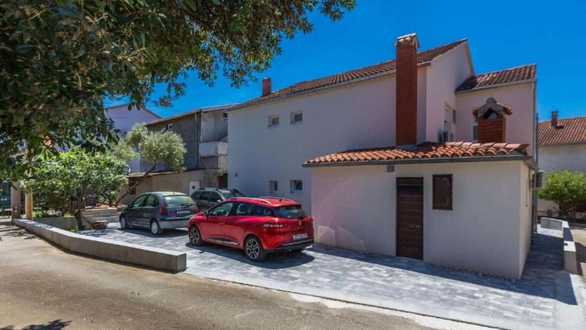Charming Zadar Apartment Near Old Town With Convenient Access To Beaches Apartman 2